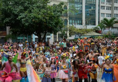 Viva o Carnaval como um Carioca: Descubra os Blocos de Carnaval mais Tradicionais do Rio de Janeiro